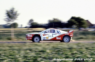 Carlo Capone - Sergio Cresto
20º Ypres 24 Hours Rally 1984. Lancia Rally 037 (TO W67782). Clasificado 3º.

Del 29 de Junio al 1 de Julio, Ypres, Bélgica.
Superficie: asfalto.

El Rally tenía 573.38 km cronometrados divididos en 51 tramos especiales (uno de ellos fue cancelado SS51 Zillebeke de 15.10 km).

Tomaron la salida 147 equipos, finalizaron 69.

© Stephane Prévot
@
Palabras clave: Carlo_Capone;Sergio_Cresto;Lancia;Rally;Grupo_B;Ypres;1984