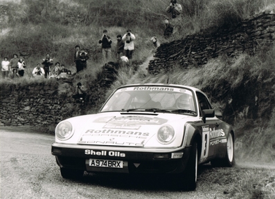 Henri Toivonen - Juha Piironen
5º Rallye des Garrigues 1984. Porsche 911 SC RS (A974 BRX). Clasificado 3º.
Rothmans Porsche Rally Team

Del 30 al 31 de Marzo, Nîmes, Gard, Francia.
Superficie: asfalto.

El Rally tenia un total de 600 km de los que 366.10 km divididos en 18 tramos eran cronometrados.

Tomaron la salida 102 equipos, finalizaron 44.@
Palabras clave: Henri_Toivonen;Porsche;Garrigues;1984;Grupo_B