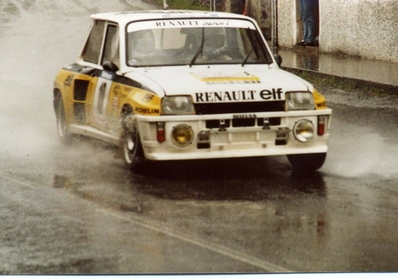 Jean Ragnotti - Pierre Thimonier
28º Tour de Corse - Rallye de France 1984. Renault 5 Turbo Tour de Corse (1465 XD 91). Clasificado 3º.

Del 3 al 5 de Mayo, Ajaccio, Córcega, Francia.
Superficie: asfalto.

El Rally tenia un total de 1618 km de los que 1130.9 km divididos en 30 tramos eran especiales.

Se inscribieron 158 equipos, tomaron la salida 155, finalizaron 57.@
Palabras clave: ;Pierre_Thimonier;Renault;Turbo;Grupo_B;Corcega;1984