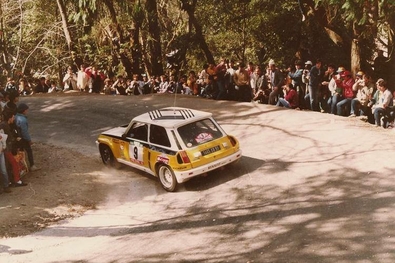 Jean Ragnotti - Pierre Thimonier
18º Rallye de Portugal - Vinho do Porto 1984. Renault 5 Turbo "Tour de Corse" (1465 XD 91). Clasificado 5º.

Del 6 al 10 de Marzo, Estoril, Portugal.
Superficie: asfalto - tierra.

El Rally tenia un total de 2400.00 km de los que 685.00 km divididos en 45 tramos eran especiales.

Tomaron la salida 70 equipos, finalizaron 20.@
Palabras clave: ;Pierre_Thimonier;Renault;Turbo;Grupo_B;Portugal;1984