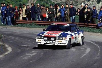Terry Kaby - Kevin Gormley
68º Targa Florio Rally 1984. Nissan 240RS (PVV 646Y). Abandonó por exceso de penalización a causa de daños de accidente.
Team Nissan Europe

Del 29 al 31 de Marzo, Palermo, Cefalù, Sicilia, Italia.
Superficie: asfalto.

La prueba tenia un total de 595.40 km cronometrados divididos en 32 tramos especiales (uno de ellos fue cancelado SS10 Geraci de 10.10 km)

Tomaron la salida 86 equipos, finalizaron 31.@
Palabras clave: Nissan;Targa_Florio;1984;Grupo_B