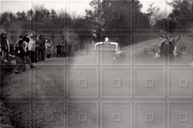 Henri Toivonen - Ian Grindrod
32º Rally Costa Brava 1984. Porsche 911 SC RS (A451 BJB).
Rothmans Porsche Rally Team

Abandonó por el eje de transmisión, aunque siguió brindando un auténtico espectáculo a todos los aficionados como coche 0 durante la 3º etapa.

Del 17 al 19 de Febrero, Lloret de Mar.
Superficie: grava / asfalto.

El Rally tení­a un total de 1366.41 km, de los que 527.15 km divididos en 46 tramos eran especiales.

Tomaron la salida 60 equipos, finalizaron 25.@
Palabras clave: Henri_Toivonen;Porsche;Grupo_B;Costa_Brava;1984