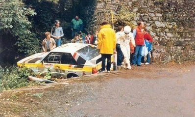 Walter Röhrl - Christian Geistdörfer
26º Rallye Sanremo 1984. Audi Sport Quattro S1 (IN-NY 39). Abandonó por accidente en SS49 Ronde de 46,55 Km.
Audi Sport

Del 30 de Septiembre al 5 de Octubre, Sanremo, Liguria, Imperia, Italia.
Superficie: asfalto -tierra.

El Rally tenia un total de 2546.29 km de los que 807.69 km divididos en 56 tramos eran especiales, (2 de ellas fueron canceladas SS7 Sante Luce de 12,30 km y SS26 Chiusdino 2 de 17,41 Km).

Se inscribieron 104 equipos, tomaron la salida 100, finalizaron 35.@
Palabras clave: Walter_Röhrl;Audi;Sport;Quattro;Grupo_B;Sanremo;1984;Crash