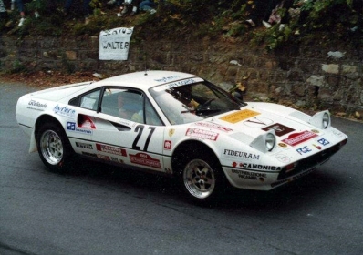 Rossano Chiossi - Chiossi
26º Rallye Sanremo 1984. Ferrari 308 GTB. Abandonó.
Scuderia City Corse

Del 30 de Septiembre al 5 de Octubre, Sanremo, Liguria, Imperia, Italia.
Superficie: asfalto -tierra.

El Rally tenia un total de 2546.29 km de los que 807.69 km divididos en 56 tramos eran especiales, (2 de ellas fueron canceladas SS7 Sante Luce de 12,30 km y SS26 Chiusdino 2 de 17,41 Km).

Se inscribieron 104 equipos, tomaron la salida 100, finalizaron 35.@
Palabras clave: Ferrari;GTB;Grupo_B;Sanremo;1984