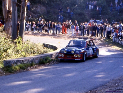 Jean Ragnotti - Pierre Thimonier
29º Tour de Corse - Rallye de France 1985. Renault 5 Maxiturbo (9489 YB 91). Clasificado 1º.

Del 2 al 4 de Mayo, Ajaccio, Córcega, Francia.
Superficie: asfalto.

El Rally tenia un total de 1603.00 km de los que 1122.25 km divididos en 30 tramos eran especiales (1 de ellos fue cancelado, SS5 Sartene - Zonza de 44.23 km, por el fatal accidente de Attilio Bettega en el tramo anterior, SS4 Zerubia - Santa Giulia de 30.60 km).

Tomaron la salida 139 equipos, finalizaron 45.@
Palabras clave: ;Renault;Grupo_B;Corcega;1985;Maxiturbo;Corse