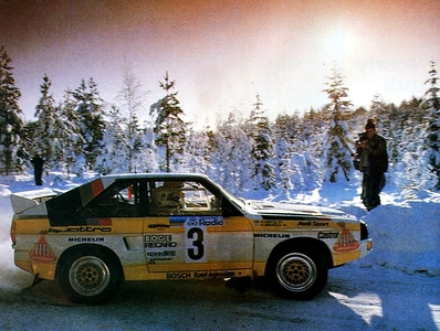 Hannu Mikkola - Arne Hertz
35º Internacional Suecia Rally 1985. Audi Sport Quattro S1 (IN-YK 55). Clasificado 4º.

Del 15 al 17 de Febrero, Karlstad, Suecia.
Superficie: nieve - hielo.

El Rally tenía un total de 1642.00 km de los que 513.68 km divididos en 29 tramos eran especiales.

Tomaron la salida 115, finalizaron 56.@
Palabras clave: ;Audi;Sport;Quattro;Suecia;Grupo_B;nieve;1985