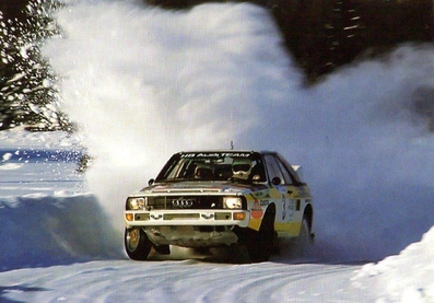 Hannu Mikkola - Arne Hertz
35º Internacional Suecia Rally 1985. Audi Sport Quattro S1 (IN-YK 55). Clasificado 4º.

Del 15 al 17 de Febrero, Karlstad, Suecia.
Superficie: nieve - hielo.

El Rally tenía un total de 1642.00 km de los que 513.68 km divididos en 29 tramos eran especiales.

Tomaron la salida 115, finalizaron 56.@
Palabras clave: ;Audi;Sport;Quattro;Grupo_B;Suecia;1985;nieve