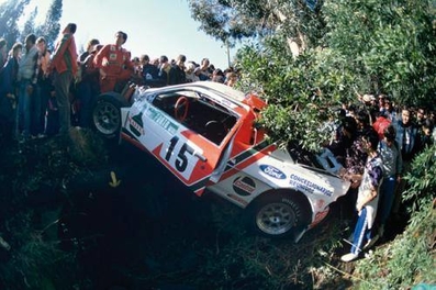 Joaquim Santos - Miguel Oliveira
20º Rallye de Portugal Vinho do Porto 1986. Ford RS200 (C440 BHV). Abandonó por grave accidente.

Santos era el ídolo local, su paso levantaba muchísima pasión entre los aficionados del lugar. Al salir de una curva, esquivó algunos espectadores que estaban mal situados, lo que provocó no poder encarar bien la siguiente curva y estrellarse contra el público.
Hay otra versión en la que se dice que al salir de la curva impacto con la rueda trasera de lado con un coche que estaba 
