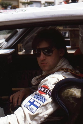 Henri Toivonen
9º Rally Costa Smeralda 1986. Lancia Delta S4 (A6 37614). Clasificado 1º.
Copiloto: Sergio Cresto
Martini Lancia

Del 16 al 18 de Abril, Porto cervo, norte de Cerdeña, Italia.
Superficie: tierra.

El Rally constaba de 546.00 Km cronometrados divididos en 35 tramos especiales.

Tomaron la salida 79 equipos, finalizaron 32.@
Palabras clave: Henri_Toivonen;Personajes;1986;Costa_Esmeralda;Smeralda;Lancia;Delta;S4