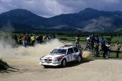 Henri Toivonen - Sergio Cresto
9º Rally Costa Smeralda 1986. Lancia Delta S4 (A6 37614). Clasificado 1º.
Martini Lancia

Del 16 al 18 de Abril, Porto cervo, norte de Cerdeña, Italia.
Superficie: tierra.

El Rally constaba de 546.00 Km cronometrados divididos en 35 tramos especiales.

Tomaron la salida 79 equipos, finalizaron 32.@
Palabras clave: Henri_Toivonen;Sergio_Cresto;Lancia;Delta;S4;Costa_Smeralda;1986;Grupo_B;Esmeralda