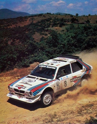 Massimo (Miki) Biasion - Tiziano Siviero
33º Bosch Acropolis Rally 1986. Lancia Delta S4 (TO 76795E). Clasificado 2º.
Martini Lancia

Del 2 al 4 de Junio, Atenas, Grecia.
Superficie: tierra.

El Rally tení­a un total de 1890.00 km de los que 572.13 km divididos en 46 tramos eran especiales (8 de ellas fueron cancelados SS8, SS9, SS10, SS14, SS16, SS21, SS36 y SS45)

Tomaron la salida 101 equipos, finalizaron 34.@
Palabras clave: ;Lancia;Delta;Grupo_B;Acropolis;Grecia;1986