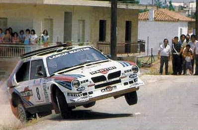 Massimo (Miki) Biasion - Tiziano Siviero
33º Bosch Acropolis Rally 1986. Lancia Delta S4 (TO 76795E). Clasificado 2º.
Martini Lancia

Del 2 al 4 de Junio, Atenas, Grecia.
Superficie: tierra.

El Rally tení­a un total de 1890.00 km de los que 572.13 km divididos en 46 tramos eran especiales (8 de ellas fueron cancelados SS8, SS9, SS10, SS14, SS16, SS21, SS36 y SS45)

Tomaron la salida 101 equipos, finalizaron 34.@
Palabras clave: ;Lancia;Delta;Grupo_B;Acropolis;Grecia;1986