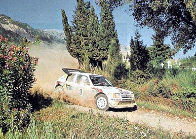 Bruno Saby - Jean-François Fauchille
33º Acropolis Rally 1986. Peugeot 205 Turbo 16 E2 (290 FPF 75). Clasificado 3º.
Peugeot Talbot Sport

Del 2 al 4 de Junio, Atenas, Grecia.
Superficie: tierra.

El Rally tení­a un total de 1890.00 km de los que 572.13 km divididos en 46 tramos eran especiales (8 de ellas fueron cancelados SS8, SS9, SS10, SS14, SS16, SS21, SS36 y SS45)

Tomaron la salida 101 equipos, finalizaron 34.@
Palabras clave: Peugeot;Turbo;Grupo_B;Acropolis;Grecia;1986