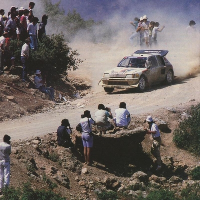 Bruno Saby - Jean-François Fauchille
33º Acropolis Rally 1986. Peugeot 205 Turbo 16 E2 (290 FPF 75). Clasificado 3º.
Peugeot Talbot Sport

Del 2 al 4 de Junio, Atenas, Grecia.
Superficie: tierra.

El Rally tení­a un total de 1890.00 km de los que 572.13 km divididos en 46 tramos eran especiales (8 de ellas fueron cancelados SS8, SS9, SS10, SS14, SS16, SS21, SS36 y SS45)

Tomaron la salida 101 equipos, finalizaron 34.@
Palabras clave: Peugeot;Turbo;Grupo_B;Acropolis;Grecia;1986