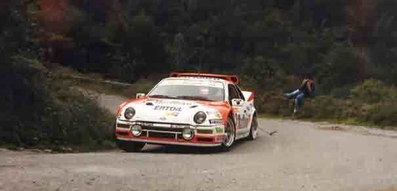 Antonio  Zanini - Josep Autet
23º Rally Principe de Asturias 1986. Ford RS200 (2-M-5557-P). Clasificado 3º.
Marlboro Rally Team

Del 19 al 21 de Septiembre, Oviedo, España.
Superficie: asfalto.

El Rally tenia un total de 293.70 km cronometrados divididos en 24 tramos especiales.

Tomaron la salida 57 equipos, finalizaron 34.@
Palabras clave: Ford;RS;Grupo_B;Asturias;1986