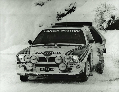 54º Rallye Automobile de Monte-Carlo 1986
TEST de Markku Alén - Ilkka Kivimaki con el Lancia Delta S4 (Martini Lancia).

En competición abandonó por el árbol de levas en SS16 St Nazaire le Desert de 23.70 Km.

Del 18 al 24 de Enero, Monte-Carlo.
Superficie: asfalto - nieve.

El Rally tenía un total de 3984.00 km de los que 881.20 km divididos en 36 tramos eran especiales.

Tomaron la salida 156 equipos, finalizaron 65.@
Palabras clave: Lancia;Grupo_B;Markku_Alen;Montecarlo;Delta;S4;1986;Nieve;Test