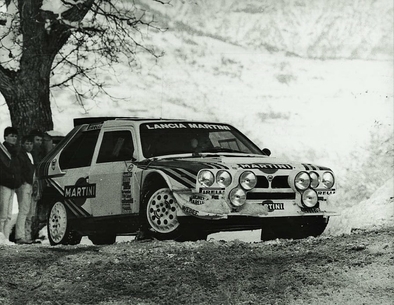 54º Rallye Automobile de Monte-Carlo 1986
TEST de Markku Alén - Ilkka Kivimaki con el Lancia Delta S4 (Martini Lancia).

En competición abandonó por el árbol de levas en SS16 St Nazaire le Desert de 23.70 Km.

Del 18 al 24 de Enero, Monte-Carlo.
Superficie: asfalto - nieve.

El Rally tenía un total de 3984.00 km de los que 881.20 km divididos en 36 tramos eran especiales.

Tomaron la salida 156 equipos, finalizaron 65.@
Palabras clave: Lancia;Grupo_B;Markku_Alen;Montecarlo;Delta;S4;1986;Nieve;Test