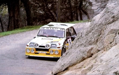 Carlos Sainz Cenamor - Antonio Boto
7º Rallye des Garrigues - Languedoc-Roussillon 1986. Renault 5 Maxiturbo (VA-4650-MA). Abandonó por el embrague en SS16 Saint-Bresson 2 de 34.20 Km.

Del 3 al 6 de Abril, Nimes, Francia
Superficie: asfalto

El Rally tenía un total de 501.90 km cronometrados divididos en 20 tramos especiales.

Tomaron la salida 102 equipos, finalizaron 44.@
Palabras clave: ;Renault;Maxiturbo;Grupo_B;Garrigues;1986