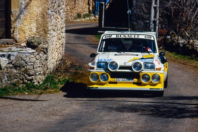 Carlos Sainz Cenamor - Antonio Boto
7º Rallye des Garrigues - Languedoc-Roussillon 1986. Renault 5 Maxiturbo (VA-4650-MA).
Abandonó por el embrague en SS16 Saint-Bresson 2 de 34.20 Km.

Del 3 al 6 de Abril, Nimes, Francia.

Superficie: asfalto con 501.90 km cronometrados divididos en 20 tramos especiales.

Tomaron la salida 102 equipos, finalizaron 44.@
Palabras clave: ;Grupo_B;Renault;Maxi_turbo;Turbo;Garrigues;Francia;1986