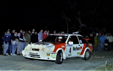Carlos Sainz Cenamor - Luís Rodríguez Moya
24º Rallye Catalunya-Costa Brava 1988. Ford Sierra RS Cosworth (V-7853-BX). Clasificado 2º.

Del 12 al 13 de Febrero, Lloret de Mar, Girona, Catalunya, España
Superficie: asfalto - tierra.

El Rally tenia 416.35 km cronometrados divididos en 26 tramos.

Tomaron la salida 110 equipos, finalizaron 42.

© Joan Al en SS Santa Pellaia
@
Palabras clave: ;Ford;Sierra;Cosworth;Catalunya;Costa_Brava;1988;Spain;España