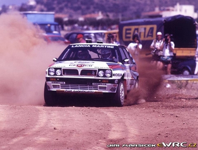 Massimo (Miki) Biasion - Tiziano Siviero
36º Acropolis Rally 1989. Lancia Delta Integrale (TO- 33820M). Clasificado 1º.
Martini Lancia

Del 27 de Mayo al 1 de Junio, Atenas, Grecia.
Superficie: tierra.

El Rally tenia un total de 1880.41 km de los que 588.51 km divididos en 42 tramos eran especiales.

Tomaron la salida 97 equipos, finalizaron 40.@
Palabras clave: ;Lancia;Delta;Integrale;Grecia;Acropolis;1989
