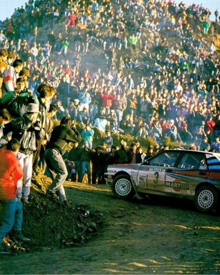 Markku Alen -  Ilkka Kivimaki
23º Rallye de Portugal Vinho do Porto 1989. Lancia Delta Integrale. Clasificado 2º.

Del 28 de Febrero al 4 de Marzo, Estoril, Portugal.
Superficie: asfalto - tierra.

El Rally tenia un total de 2153.02 km de los que 576.88 km divididos en 38 tramos eran especiales, (una de ellas fue cancelada SS18 Ponte de Lima de 16.80 Km).

Tomaron la salida 93 equipos, finalizaron 38.@
Palabras clave: Markku_Alen;Lancia;Delta;Integrale;Portugal;1989