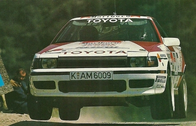 Juha Kankkunen - Juha Piironen
33º Tour de Corse - Rallye de France 1989. Toyota Celica GT-4 -ST165- (K-AM 6009). Clasificado 3º.

Del 23 al 26 de Abril, Ajaccio, Córcega, Francia.
Superficie: asfalto.

El Rally tenia un total de 1439.85 km de los que 628.71 km divididos en 33 tramos eran especiales.

Se inscribieron 85 equipos, tomaron la salida 79, finalizaron 39.@
Palabras clave: ;Juha_Piironen;Corse;Corcega;Toyota;Celica;ST165;1989