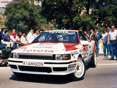 Juha Kankkunen - Juha Piironen
33º Tour de Corse - Rallye de France 1989. Toyota Celica GT-4 -ST165- (K-AM 6009). Clasificado 3º.

Del 23 al 26 de Abril, Ajaccio, Córcega, Francia.
Superficie: asfalto.

El Rally tenia un total de 1439.85 km de los que 628.71 km divididos en 33 tramos eran especiales.

Se inscribieron 85 equipos, tomaron la salida 79, finalizaron 39.@
Palabras clave: ;Juha_Piironen;Corse;Corcega;Toyota;Celica;ST165;1989