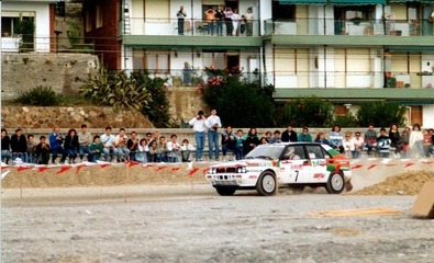 Dario Cerrato - Giuseppe Cerri
31º Rallye Sanremo - Rallye d'Italia 1989. Lancia Delta Integrale (TO 62126M). Clasificado 4º.
Jolly Club

Del 8 al 12 de Octubre, Sanremo, Liguria, Imperia, Italia.
Superficie: asfalto - tierra.

El Rally tenia un total de 2086.19 km de los que 544.20 km divididos en 34 tramos eran especiales.

Tomaron la salida 107 equipos, finalizaron 34.@
Palabras clave: Lancia;Delta;Integrale;Sanremo;1989