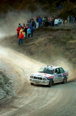 Marc Duez - Alain Lopes
31º Rallye Sanremo - Rallye d'Italia 1989. BMW M3 E30 (EDZ 4364). Clasificado 7º.

Del 8 al 12 de Octubre, Sanremo, Liguria, Imperia, Italia.
Superficie: asfalto - tierra.

El Rally tenia un total de 2086.19 km de los que 544.20 km divididos en 34 tramos eran especiales.

Tomaron la salida 107 equipos, finalizaron 34.@
Palabras clave: ;BMW;Sanremo;1989