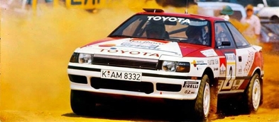 Juha Kankkunen - Juha Piironen
36º Acropolis Rally 1989. Toyota Celica GT-4 -ST165- (K-AM 8332). Abandonó por salida de pista en SS36 Gardiki de 22,87 Km.
Toyota Team Europe

Del 27 de Mayo al 1 de Junio, Atenas, Grecia.
Superficie: tierra.

El Rally tenia un total de 1880.41 km de los que 588.51 km divididos en 42 tramos eran especiales.

Tomaron la salida 97 equipos, finalizaron 40.@
Palabras clave: Toyota;Celica;Grecia;Acropolis;ST165;1989
