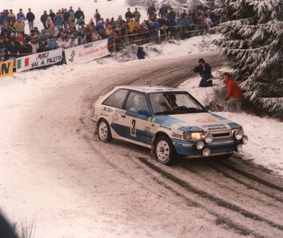 Timo Salonen - Voitto Silander
57º Rallye Automobile de Monte-Carlo 1989. Mazda 323 4WD (HSR-290). Abandonó en SS4 Burzet de 45.00 Km por exceso de penalización.

Del 21 al 26 de Enero, Monte-Carlo.
Superficie: asfalto - nieve.

El Rally tenia un total de 2872.82 km, de los que 613.25 km, divididos en 24 tramos, eran especiales.

Tomaron la salida 172 equipos, finalizaron 83.@
Palabras clave: Timo_Salonen;Voitto_Silander;Mazda;Montecarlo;1989;nieve