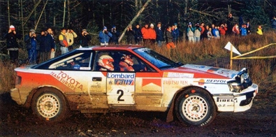 Carlos Sainz - Luís Moya
46º Lombard RAC Rally 1990. Toyota Celica GT-4 -ST165- (K-AM 7878). Clasificado 1º.
Toyota Team Europe

Del 25 al 28 de Noviembre, Harrogate, Yorkshire, Inglaterra.
Superficie: tierra.

El Rally tenia un total de 2358.77 Km de los que 566.27 Km divididos en 41 tramos eran especiales.

Se inscribieron 184 equipos, tomaron la salida 176, finalizaron 94.@
Palabras clave: Toyota;Celica;ST165;Inglaterra;RAC_Rally;1990