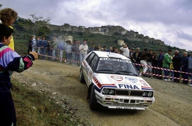 Didier Auriol - Bernard Occelli
33º Rallye Sanremo - Rallye d'Italia 1991. Lancia Delta Integrale 16V (TO 99928R). Clasificado 1º.

Del 12 al 17 de Octubre, Sanremo, Imperia, Liguria Italia.
Superficie: asfalto - tierra.

El Rally tenia un total de 2185.96 km de los que 572.91 divididos en 31 tramos, eran especiales.

Tomaron la salida 87 equipos, finalizaron 40.@
Palabras clave: Didier_Auriol;Lancia;Delta;Integrale;Sanremo;1991