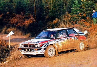 Juha Kankkunen - Juha Piironen
47º Lombard RAC Rally 1991. Lancia Delta Integrale 16V (TO 76853R). Clasificado 1º.

Del 24 al 28 de Noviembre, Harrogate, Yorkshire, Inglaterra.
Superficie: tierra.

El Rally tenia un total de 2355.31 Km de los que 565,51 Km divididos en 37 tramos eran especiales.

Se inscribieron 160 equipos, tomaron la salida 151, finalizaron 82.@
Palabras clave: ;Juha_Piironen;Lancia;Delta;Integrale;RAC_Rally;Lombard;Gran_Bretaña;1991