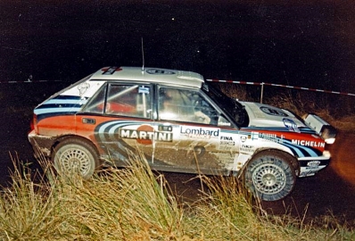 Juha Kankkunen - Juha Piironen
47º Lombard RAC Rally 1991. Lancia Delta Integrale 16V (TO 76853R). Clasificado 1º.

Del 24 al 28 de Noviembre, Harrogate, Yorkshire, Inglaterra.
Superficie: tierra.

El Rally tenia un total de 2355.31 Km de los que 565,51 Km divididos en 37 tramos eran especiales.

Se inscribieron 160 equipos, tomaron la salida 151, finalizaron 82.@
Palabras clave: ;Juha_Piironen;Lancia;Delta;Integrale;RAC_Rally;Lombard;Gran_Bretaña;1991