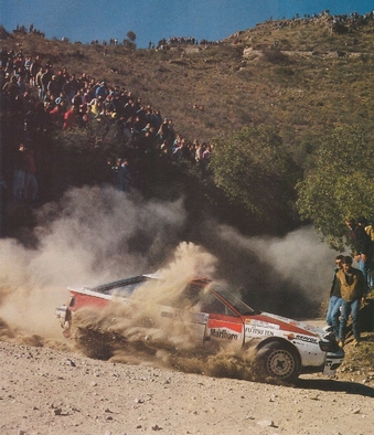 Carlos Sainz - Luís Moya
11º Rally YPF Argentina 1991. Toyota Celica GT-4 "ST165" (K-AM 1457). Clasificado 1º.
Toyota Team Europe

Del 23 al  27 de Julio, Argentina.
Superficie: tierra.

El Rally tenia un total de 2,114.00 Km de los que 594.20 Km divididos en 30 tramos eran especiales (uno de ellos fue cancelado SS1 Hipodromo Argentino de 2.96 Km).

Se inscribieron 87 equipos, tomaron la salida 87, finalizaron 34.@
Palabras clave: Toyota;Celica;ST165;Argentina;1991