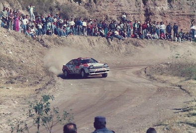 Carlos Sainz - Luís Moya
11º Rally YPF Argentina 1991. Toyota Celica GT-4 "ST165" (K-AM 1457). Clasificado 1º.
Toyota Team Europe

Del 23 al  27 de Julio, Argentina.
Superficie: tierra.

El Rally tenia un total de 2,114.00 Km de los que 594.20 Km divididos en 30 tramos eran especiales (uno de ellos fue cancelado SS1 Hipodromo Argentino de 2.96 Km).

Se inscribieron 87 equipos, tomaron la salida 87, finalizaron 34.@
Palabras clave: Toyota;Celica;ST165;Argentina;1991