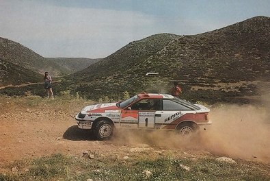 Carlos Sainz Cenamor - Lui­s Moya
38º Acropolis Rally 1991. Toyota Celica GT-4 -ST165- (K-AM 8930). Clasificado 2º.

Del 1 al 6 de Junio, Atenas, Grecia.
Superficie: tierra.

El Rally tenia un total de 1.776,55 km de los que 597.35 km divididos en 48 tramos eran especiales, (una de ellas fue cancelada SS22 Aghia Triada de 9,55 Km).

Tomaron al salida 94 equipos, finalizaron 37.@
Palabras clave: ;Luis_Moya;Toyota;Celica;ST165;Grecia;Acropolis;1991