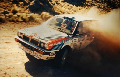 Miki Biasion - Tiziano Siviero
11º Rally YPF Argentina 1991. Lancia Delta HF Integrale 16V (TO 55239R). Clasificado 2º.
Martini Lancia

Del 23 al  27 de Julio, Argentina.
Superficie: tierra.

El Rally tenia un total de 2,114.00 Km de los que 594.20 Km divididos en 30 tramos eran especiales (uno de ellos fue cancelado SS1 Hipodromo Argentino de 2.96 Km).

Se inscribieron 87 equipos, tomaron la salida 87, finalizaron 34.@
Palabras clave: Lancia;Delta;Integrale;Argentina;1991