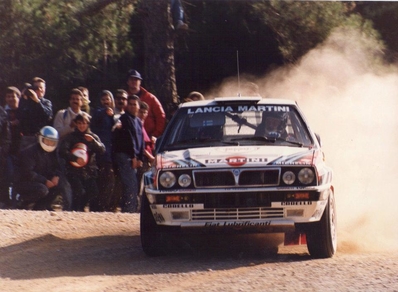 Juha Kankkunen - Juha Piironen
27º Rallye Catalunya - Costa Brava - Rallye de España 1991. Lancia Delta Integrale 16V (TO 76856R). Clasificado 2º.
Martini Lancia

Primer año válido para el Campeonato Mundial de Rallyes.

Del 10 al 13 de Noviembre, Lloret de Mar, Girona, Catalunya, España.
Superficie: asfalto - tierra.

El Rally tenia un total de 1606.98 km de los que 594.01 km divididos en 35 tramos eran especiales, (2 de ellos fueron cancelados SS4 Sant Hilari - Osor de 13.57 Km y SS29 Riera de Merles de 14.36 Km).

Tomaron la salida 76 equipos, finalizaron 33.

© Joan Al
@@
Palabras clave: Lancia;Delta;Integrale;Catalunya;1991;Spain;España