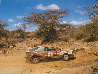 Mikael Ericsson - Claes Billstam
39º Martini Safari Rally Kenya 1991. Toyota Celica GT-4 -ST165- (K-AM 3761). Clasificado 2º.
Toyota Kenya

Del 27 de Marzo al 1 de Abril, Nairobi, Kenya, África.
Superficie: tierra.

El Rally tenia un total de 4520.76 km con 79 controles horarios.

Tomaron la salida 57 equipos, finalizaron 27.@
Palabras clave: Toyota;Celica;ST165;Safari;1991