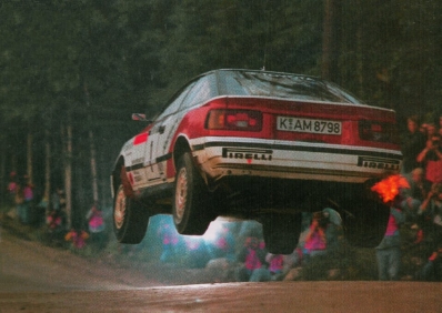 Carlos Sainz Cenamor - Luís Rodríguez Moya
41º 1000 Lakes Rally 1991. Toyota Celica GT-4 -ST165- (K-AM 8798). Clasificado 4º.

Del 22 al 25 de Agosto, Laajavuori, Jyväskylä, Finlandia.
Superficie: tierra.

El Rally tenia un total de 1660.31 km de los que 524.26 km divididos en 42 tramos eran especiales.

Se inscribieron 148 equipos, finalizaron 88.@
Palabras clave: ;Luis_Moya;Toyota;Celica;ST165;Finlandia;1991;