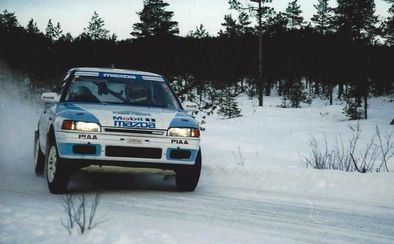 Ingvar Carlsson - Per Carlsson
40º Internacional Suecia Rally 1991. Mazda 323 GTX (JYS 156). Clasificado 4º.

Del 16 al 18 de Febrero, Karlstad, Suecia.
Superficie: nieve - nieve.

El Rally tenia un total de 1475.10 km de los que 519.90 km divididos en 29 tramos eran especiales.

Se inscribieron 108 equipos, tomaron la salida 108, finalizaron 74.@
Palabras clave: ;Mazda;GTX;Suecia;1991;Nieve