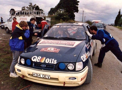 François Delecour - Anne-Chantal Pauwels
33º Rallye Sanremo - Rallye d'Italia 1991. Ford Sierra RS Cosworth 4x4 (H314 OEV). Clasificado 4º.

Del 12 al 17 de Octubre, Sanremo, Imperia, Liguria Italia.
Superficie: asfalto - tierra.

El Rally tenia un total de 2185.96 km de los que 572.91 divididos en 31 tramos, eran especiales.

Tomaron la salida 87 equipos, finalizaron 40.@
Palabras clave: ;Ford;Sierra;RS;Cosworth;Sanremo;1991