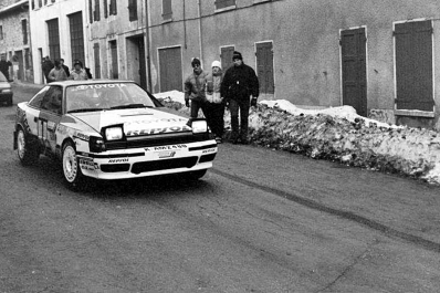 Armin Schwarz - Arne Hertz
59º Rallye Automobile de Monte-Carlo 1991. Toyota Celica GT-4 -ST165- (K-AM 2480). Clasificado 4º.

Del 24 al 30 de Enero, Monte-Carlo.
Superficie: asfalto - nieve.

El Rally tenia un total de 3390.27 km de los que 628.64 km divididos en 27 tramos eran especiales.

Tomaron la salida 167 equipos, finalizaron 75.@
Palabras clave: ;Montecarlo;Toyota;Celica;1991;ST165