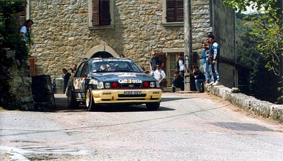 Malcolm Wilson - Nicky Grist
35º Tour de Corse - Rallye de Francia 1991. Ford Sierra RS Cosworth 4x4 (H313 OEV). Clasificado 5º.

Del 28 de Abril al 1 de Mayo, Ajaccio, Córcega, Francia.
Superficie: asfalto.

El Rally tenia un total de 1384.51 km de los que 625.91 km divididos en 27 tramos eran especiales.

Tomaron la salida 101 equipos, finalizaron 43.@
Palabras clave: ;Ford;Sierra;Cosworth;1991;Corse;Corcega
