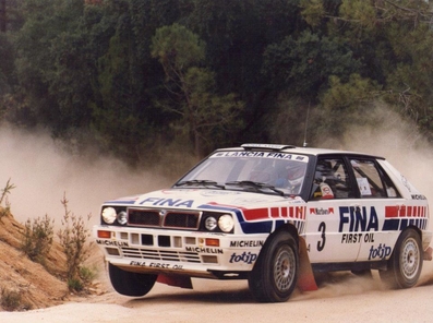 Andrea Aghini - Sauro Farnocchia
27º Rallye Catalunya - Costa Brava - Rallye de España 1991. Lancia Delta Integrale 16V (TO 99928R). Clasificado 5º.
Jolly Club

Del 10 al 13 Noviembre, Lloret de Mar, Catalunya, España.
Superficie: Asfalto - tierra.

El Rally tenia un total de 1606.98 km de los que 566.1 km divididos en 35 tramos eran especiales, (2 de ellas fueron canceladas SS4 Sant Hilari - Ossor de 13.57 Km y SS29 Riera de Merles de 14.36 Km).

Tomaron la salida 76 equipos, finalizaron 33.

© Joan Al
@
Palabras clave: Lancia;Delta;Integrale;Catalunya;1991;España;Spain