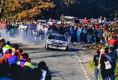 Jorge Recalde - Martin Christie
27º Rallye Catalunya - Costa Brava - Rallye de España 1991. Lancia Delta Integrale 16V (TO 40002P). Clasificado 6º.

Foto en el cruce de l'Enclusa - Collsaplana.

Del 10 al 13 de Noviembre, Lloret de Mar, Girona, Catalunya, España.
Superficie: asfalto - tierra.

El Rally tenia un total de 1606.98 km de los que 594.01 km divididos en 35 tramos eran especiales (2 de ellas fueron canceladas SS4 Sant Hilari - Osor de 13.57 Km y SS29 Riera de Merles de 14.36 Km).

Tomaron la salida 76 equipos, finalizaron 33.@
Palabras clave: Jorge_Recalde;Lancia;Delta;Integrale;Catalunya;1991
