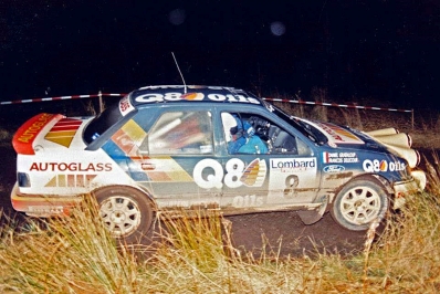 François Delecour - Daniel Grataloup
47º Lombard RAC Rally 1991. Ford Sierra RS Cosworth 4x4 (A1 FMC). Clasificado 6º.
Q8 Team Ford

Del 24 al 28 de Noviembre, Harrogate, Yorkshire, Inglaterra.
Superficie: tierra.

El Rally tenia un total de 2355.31 Km de los que 565,51 Km divididos en 37 tramos eran especiales.

Se inscribieron 160 equipos, tomaron la salida 151, finalizaron 82.@
Palabras clave: Ford;Sierra;Cosworth;Gran_Bretaña;RAC_Rally;Lombard;1991